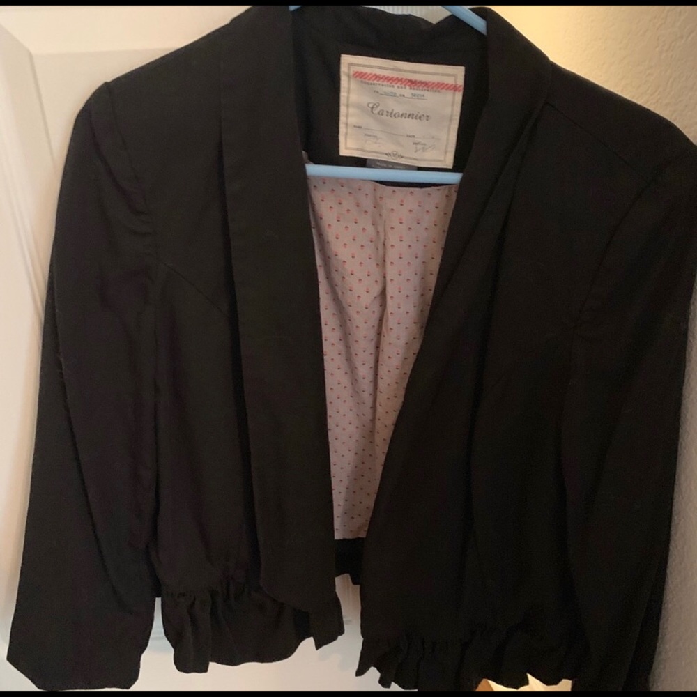 Anthropologie cropped ruffle hem blazer